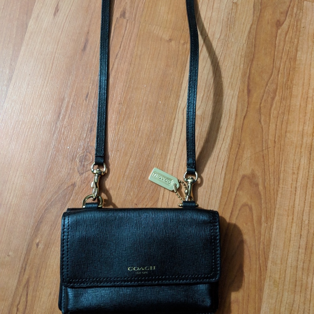 Coach wrislet/crossbody
